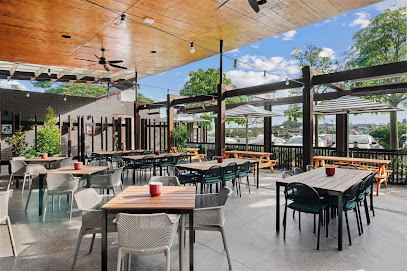 Browns Plains Hotel