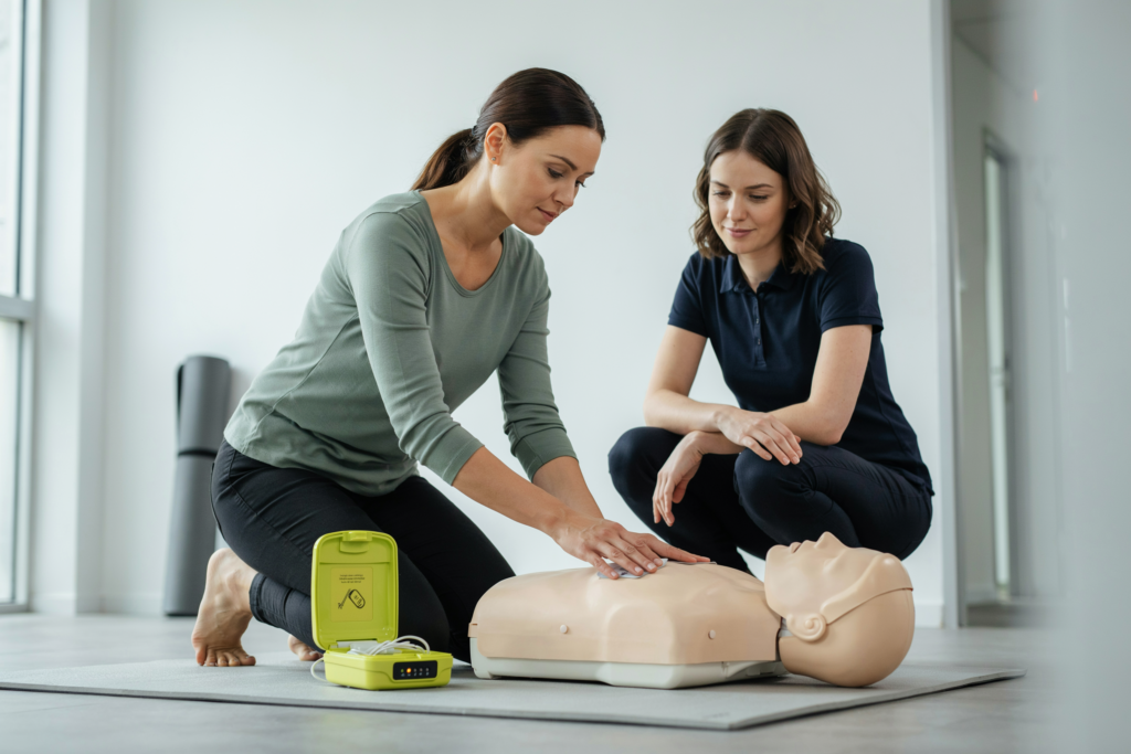 defibrillator course