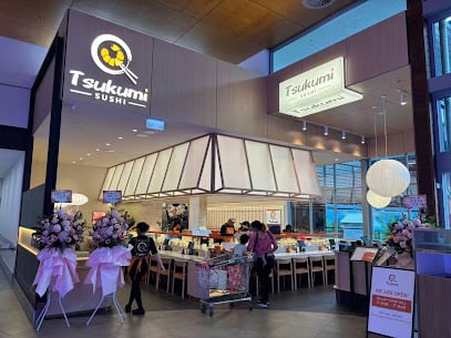 Tsukumi Sushi Mt Ommaney
